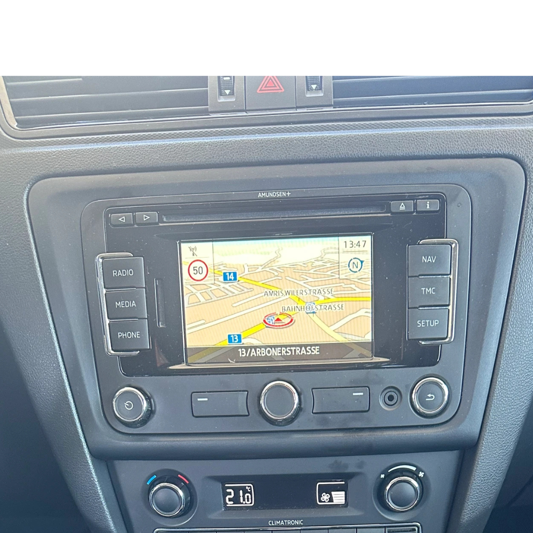 Skoda Rapid Apple Carplay / Android Auto 9" Stereo Upgrade 2012-20