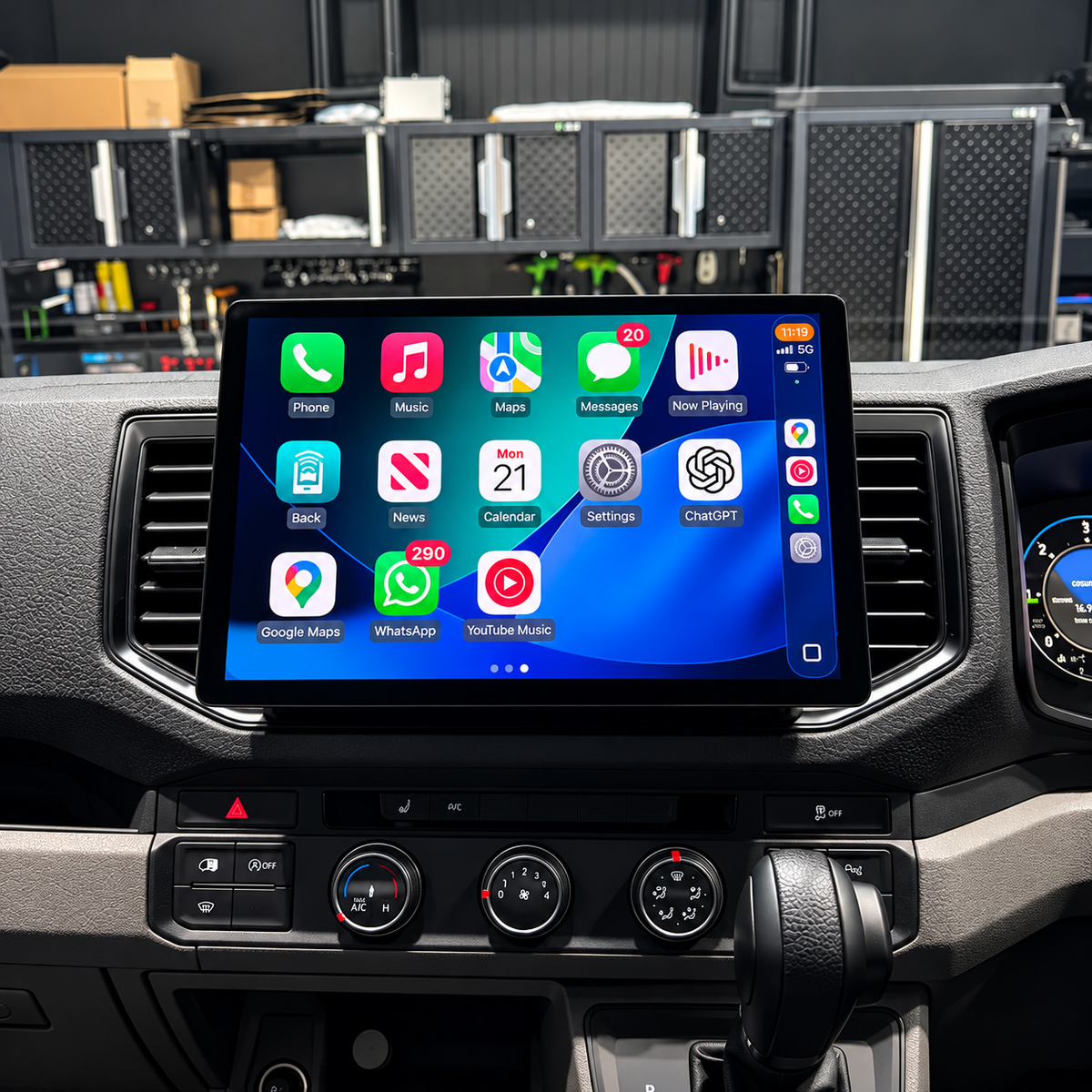 NEW 13" 2K Android Screen and Wireless Apple CarPlay