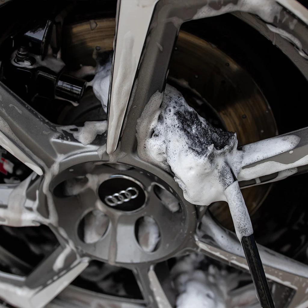 Duel Mammoth Woolly Wheel Wand - Angled