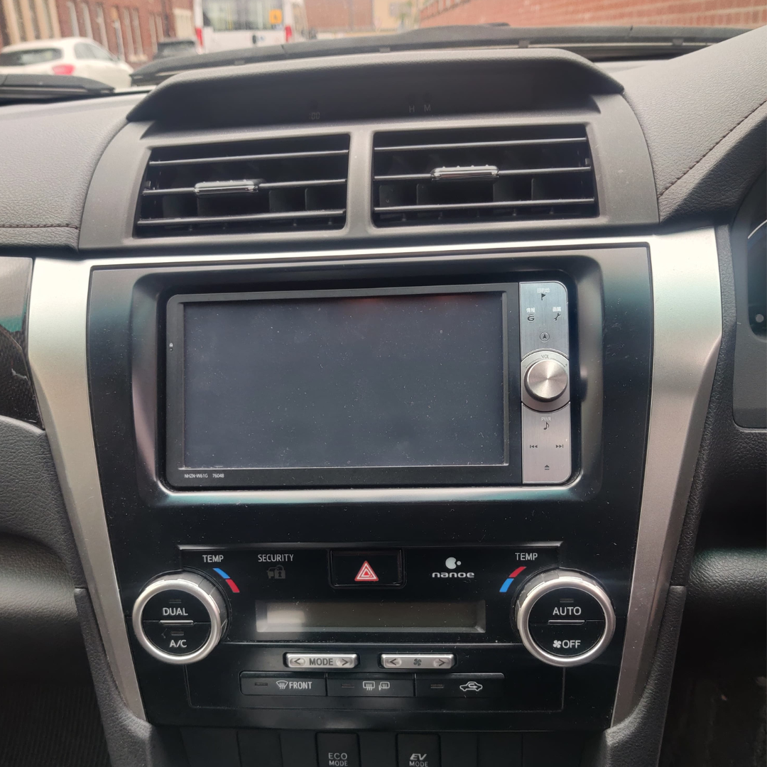Toyota Camry XV50 Apple Carplay / Android Auto 9" Stereo Upgrade 2011-2014